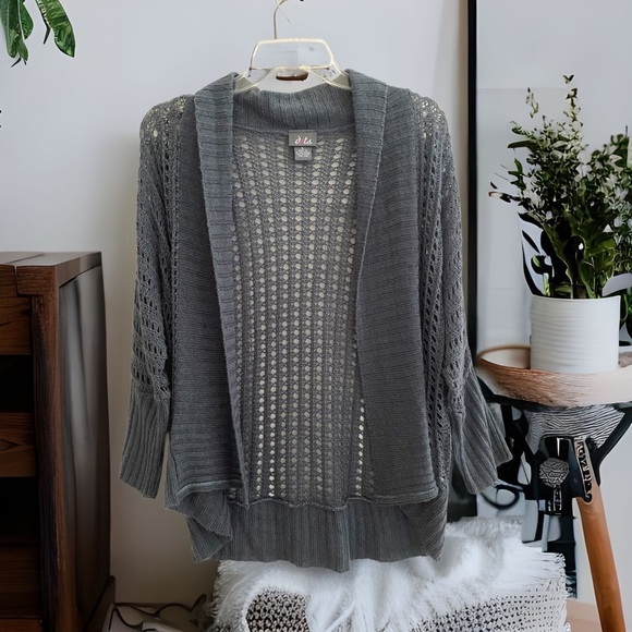 Nice Crochet Gray Cardigan Sweater - Picture 2 of 6